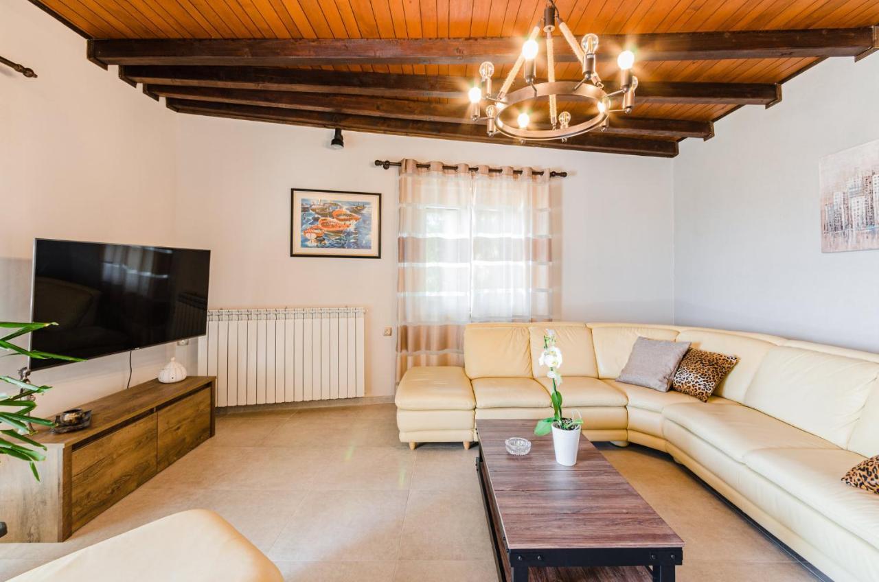 Villa Valentina Брибир Екстер'єр фото